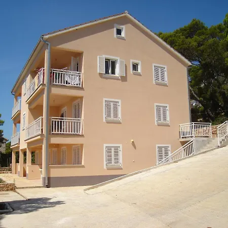 Apartament Sveta Nedilja 14086a *
